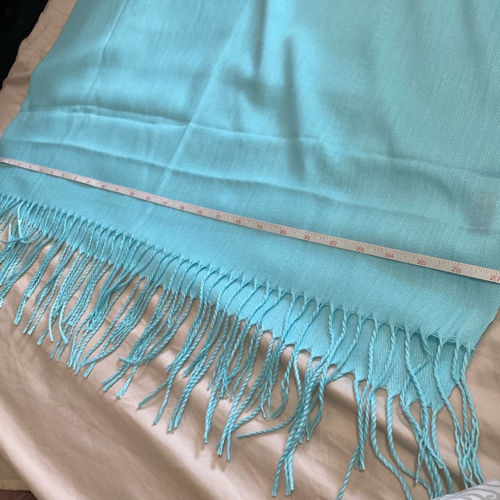 Handmade shall/scarf - Picture 4 of 5